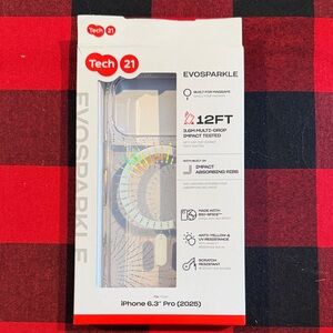 Tech21 EvoSparkle iPhone 6.3 Pro Case - Transparent